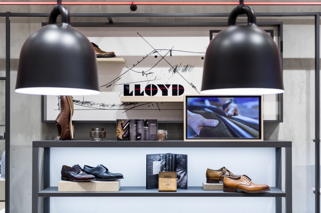 LLOYD LLOYD